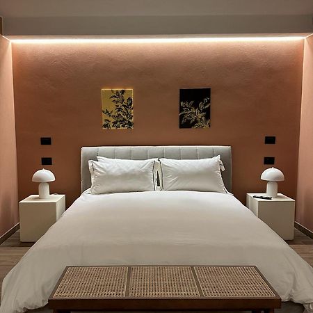 Raha Suites Syrakusa Exteriör bild