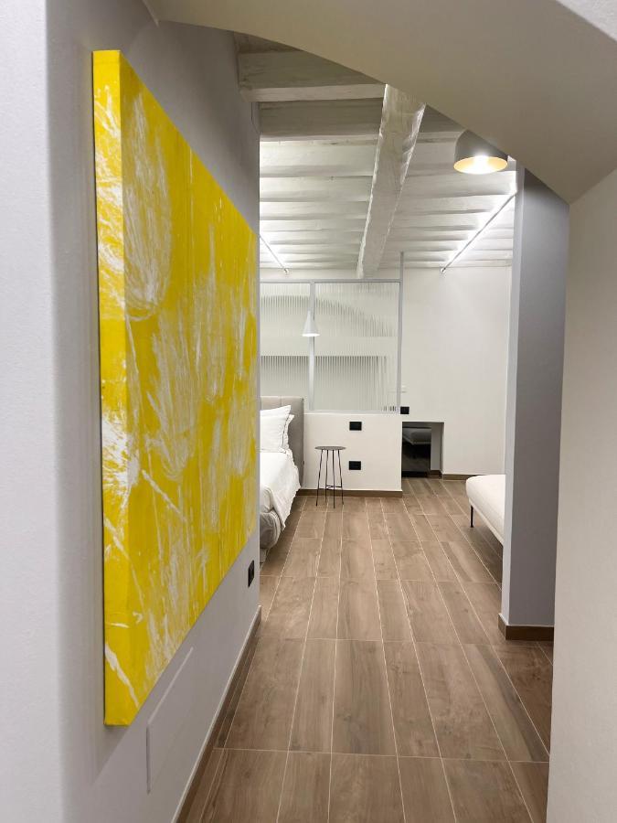Raha Suites Syrakusa Exteriör bild