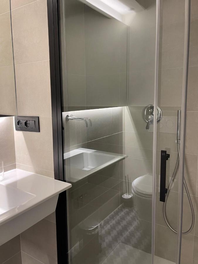 Raha Suites Syrakusa Exteriör bild