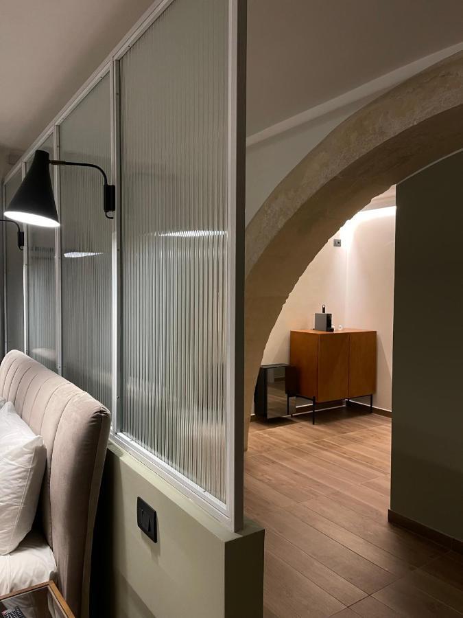 Raha Suites Syrakusa Exteriör bild