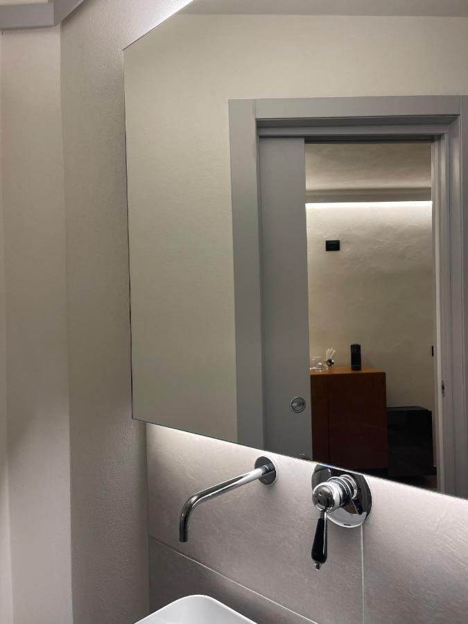 Raha Suites Syrakusa Exteriör bild
