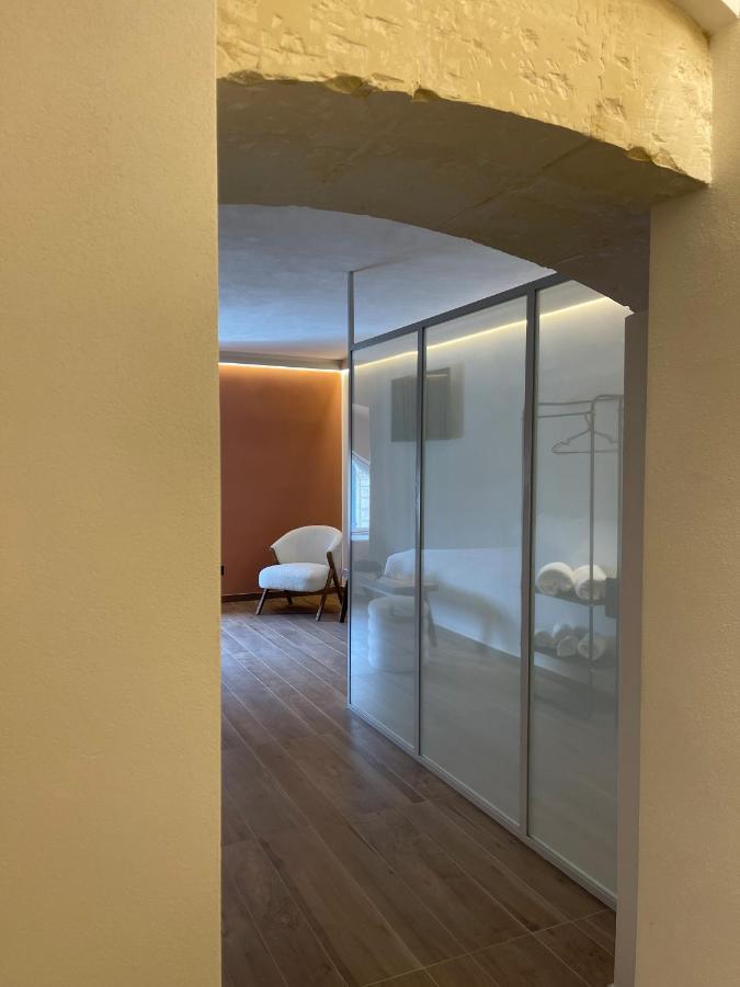 Raha Suites Syrakusa Exteriör bild