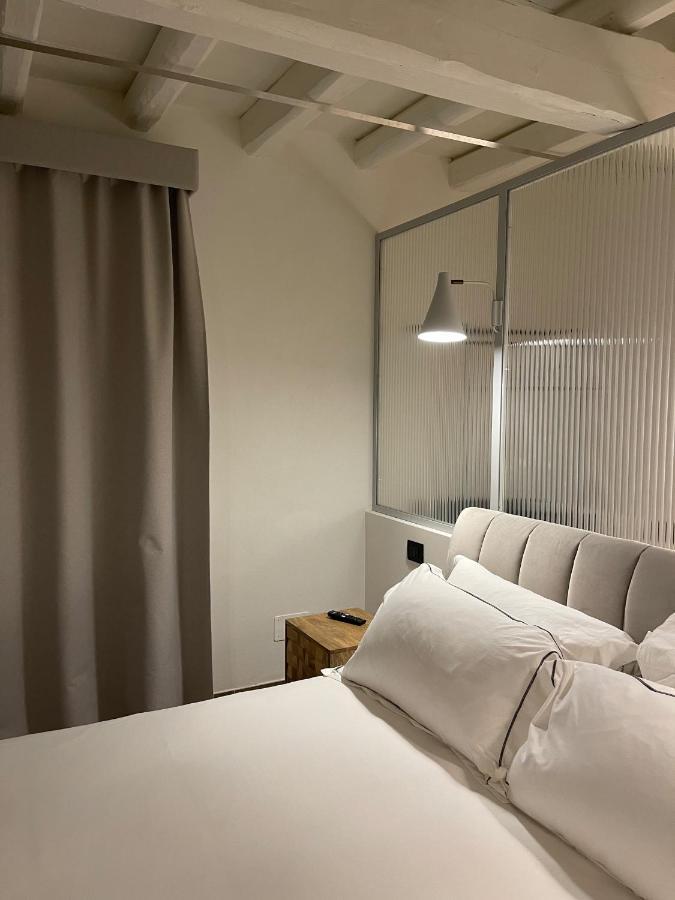 Raha Suites Syrakusa Exteriör bild