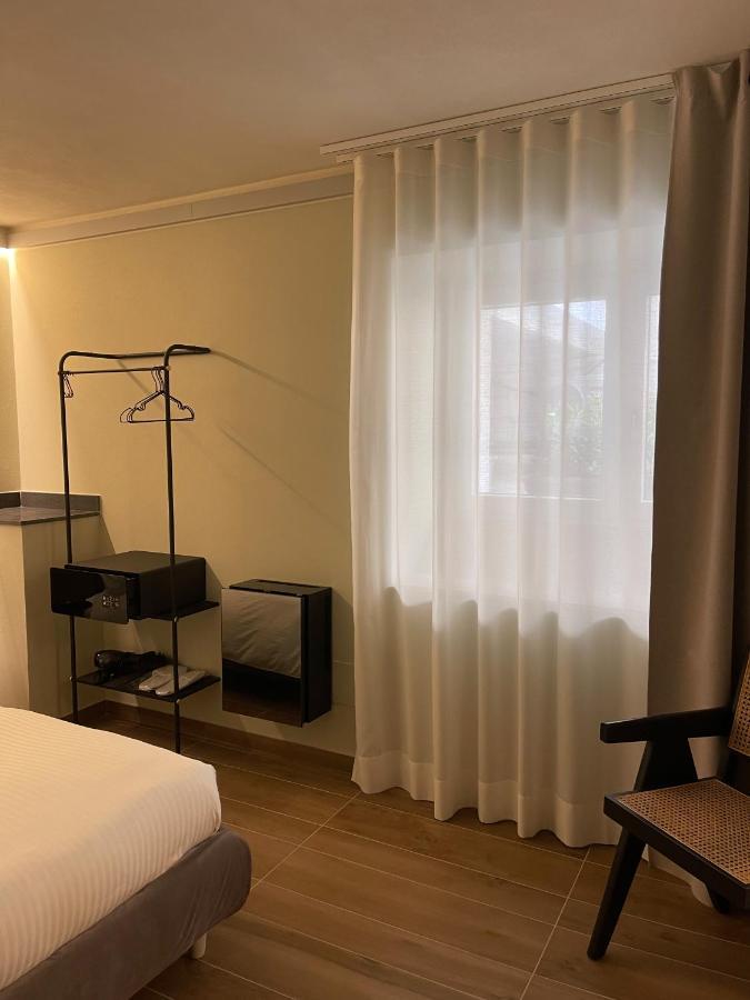 Raha Suites Syrakusa Exteriör bild