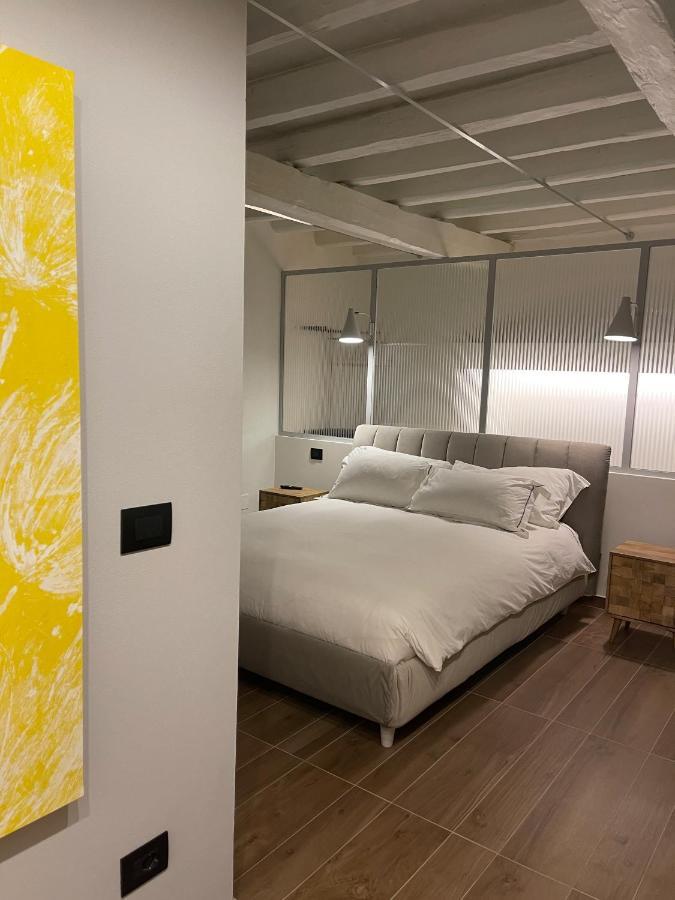 Raha Suites Syrakusa Exteriör bild
